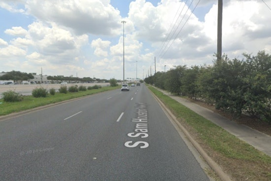 Fatal Multi-Vehicle Crash in Southeast Houston Spurs Search for Hit-and-Run Truck Driver