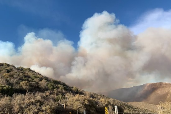 Firefighters Battle 400-Acre Brady Fire South of Mayer; Prescott Residents Urged to Stay Clear