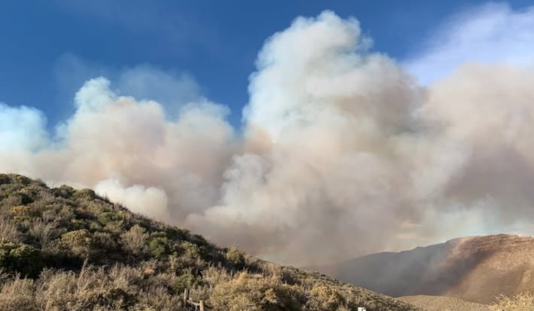 Firefighters Battle 400-Acre Brady Fire South of Mayer; Prescott Residents Urged to Stay Clear