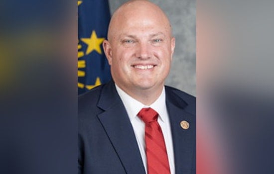 Fort Wayne Students Step Inside Indiana State Governance as Senate Pages