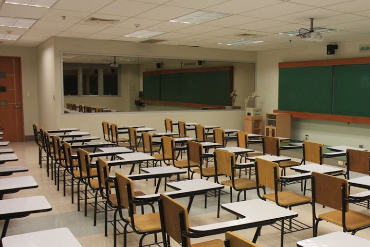 Gov. Greg Abbott Champions Universal School Choice Bill Amidst Division in Texas