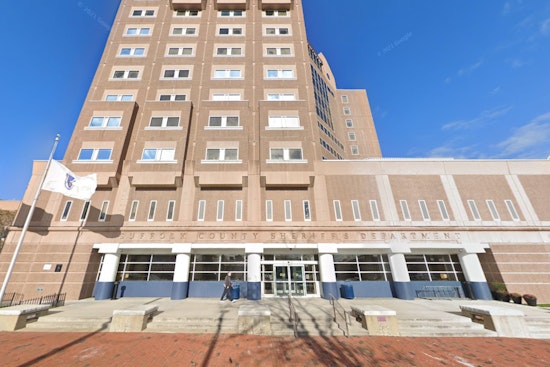 Harvard Design Students Explore Civic Architecture During Visit to Suffolk County Jail