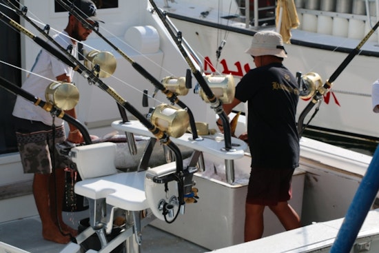 Hawai'i Implements Non-Resident Fishing License Fees to Support Marine Conservation Efforts