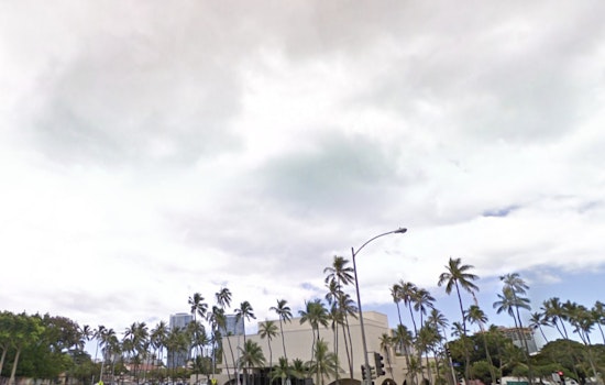 Honolulu Braces for Rain as Cold Front Approaches, NWS Issues High Surf Warning and Advisories