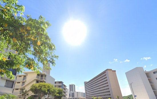 Honolulu Forecasts Stable Weather with Possible Showers Toward Weekend, High Surf Advisory in Effect