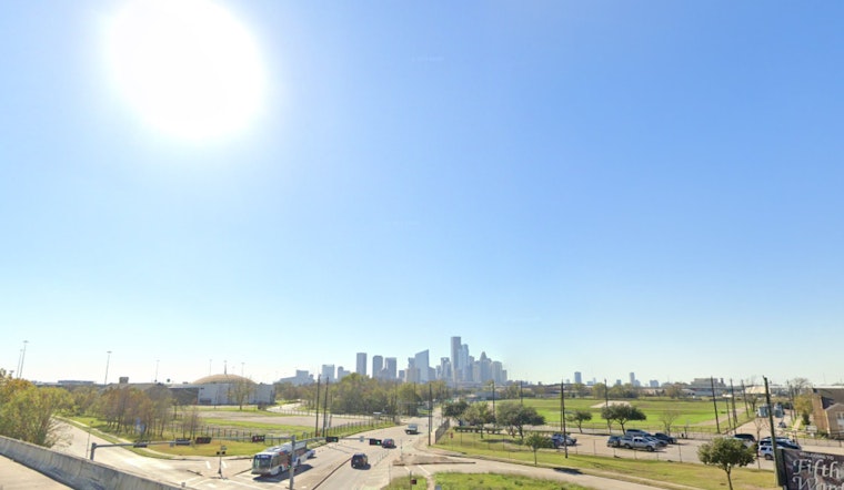 Houston Basks in Unseasonably Warm Weather with Record Highs, Chances of Drizzle and Dense Fog