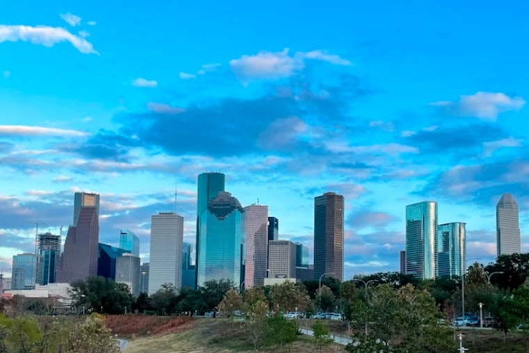 Houston Faces Extreme Cold Warning as Arctic Blast Brings Freezing Temps and Dangerous Wind Chills