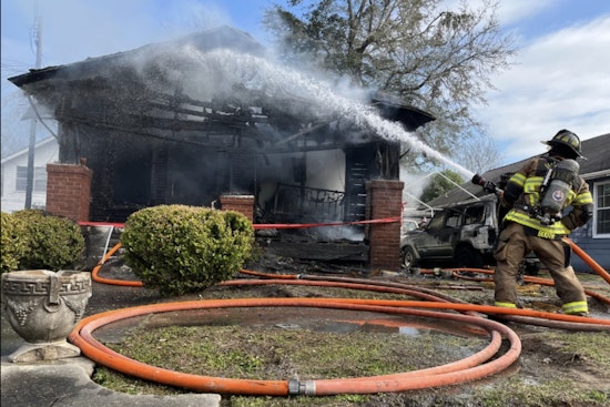Houston Firefighters Quickly Extinguish House Fire in Greater Third Ward with No Injuries Reported