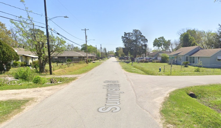 Houston Pedestrian Killed in Crash on Sunnyside Street, Lack of Sidewalks Highlighted in Investigation