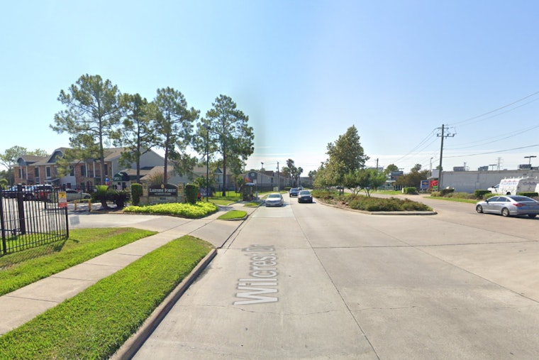 Houston Police Investigate Deadly Altercation at Wilcrest Drive Apartment, Case Heading to Grand Jury