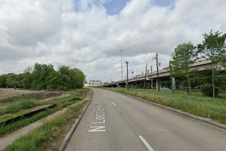 Houston Police Investigate Fatal Shooting on North Loop East Highway Following Crash