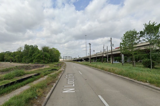 Houston Police Investigate Fatal Shooting on North Loop East Highway Following Crash