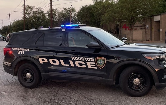Houston Police Seek Information on Hit-and-Run Driver After Fatal Incident on State Highway 6