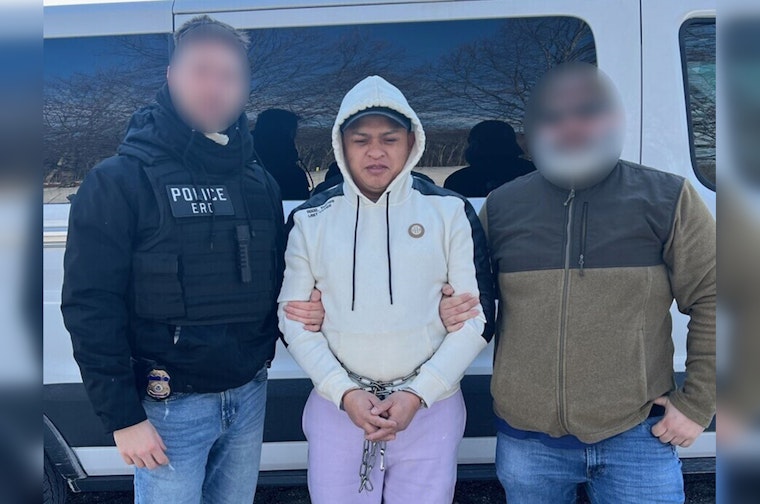 ICE in New York City Apprehends Previously Deported Guatemalan Man with Criminal History