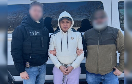 ICE in New York City Apprehends Previously Deported Guatemalan Man with Criminal History