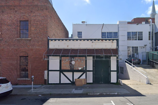 Iconic Grumpy's Pub Reopens in San Francisco's Embarcadero with New Twist on Pizza and Cocktails