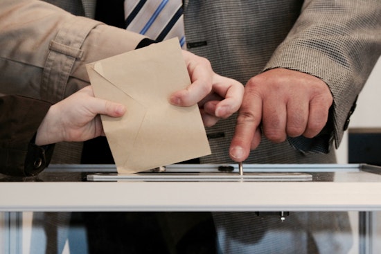 Indiana's Early Voting Period Hangs in the Balance Amid Fierce Debate Over Proposed Reduction