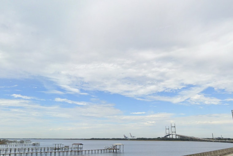 Jacksonville Braces for Cloudy Skies and Rain with Cool Temperatures and Strong Gusts Ahead