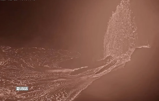 Kilauea Volcano Marks 11th Eruption with Spectacular Lava Display in Hawaii