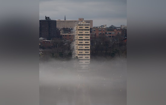 Knoxville Shrouded in Fog with Patchy Conditions Anticipated to Linger into the Evening