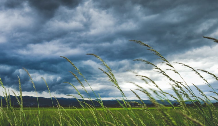Las Vegas Braces for Gusty Winds; National Weather Service Monitors Colorado River for Advisories