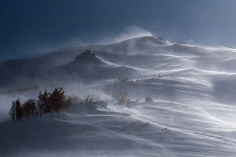 Las Vegas Braces for Strong Winds and Snow in High Terrain as Weather System Approaches