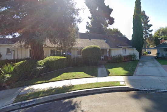 Los Angeles Firefighters Extinguish Mar Vista House Fire in 30 Minutes; No Human Casualties, One Dog Perished
