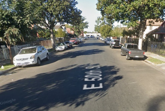 Los Angeles Firefighters Quell Central Alameda Home Blaze in Just 9 Minutes, No Injuries Reported