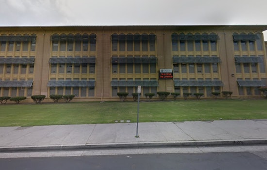 Los Angeles Police Investigate Stabbing Incident at Crenshaw High School, Two Suspects Arrested, One Sought