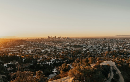 Los Angeles Welcomes Sunny Skies and Rising Temperatures Ahead of Possible Weekend Rain