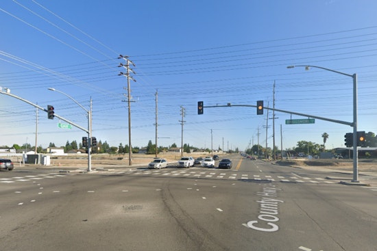 Major Injury Crash Leads to Road Closure in Modesto, Police Investigating