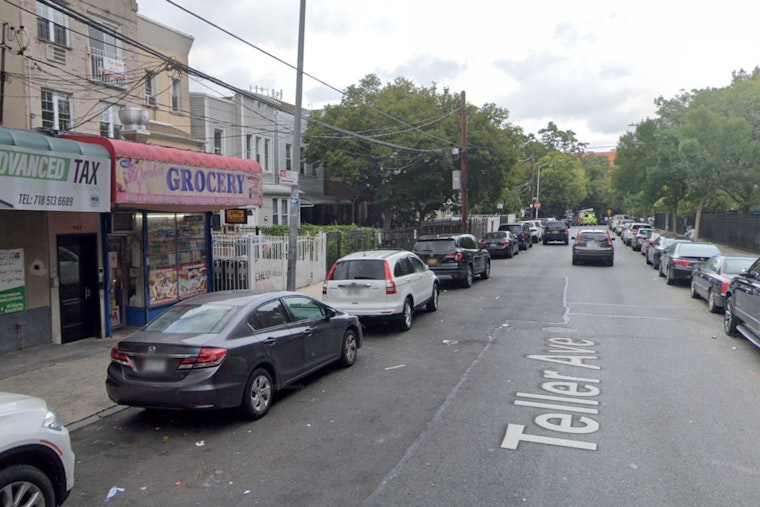 Man, 20, Shot Outside Bronx Deli as Police Seek Moped-Riding Suspect