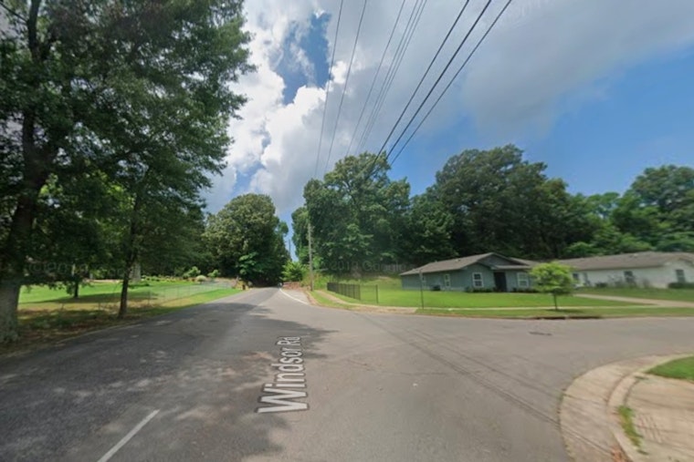Man Dies in One-Vehicle Crash in Whitehaven Memphis Police Investigating
