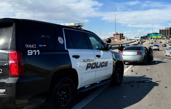 Man Dies in Single-Vehicle Rollover Crash on I-70 in Aurora, Investigation Ongoing