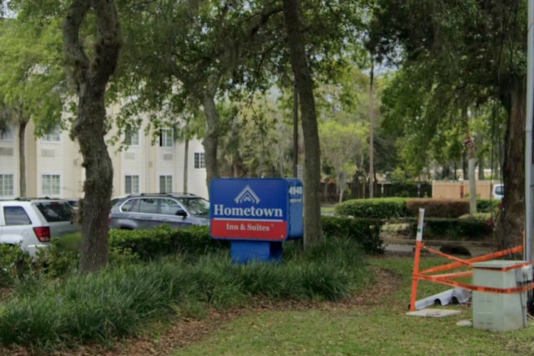 Man Fatally Shot and Woman Wounded at Hometown Inn & Suites in Jacksonville with Suspect at Large