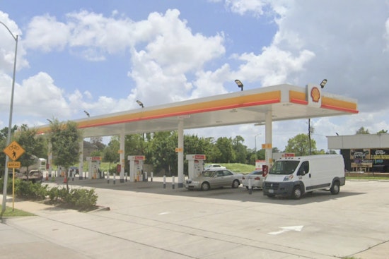 Man Fatally Shot During Confrontation at Houston Gas Station as Suspect Remains at Large