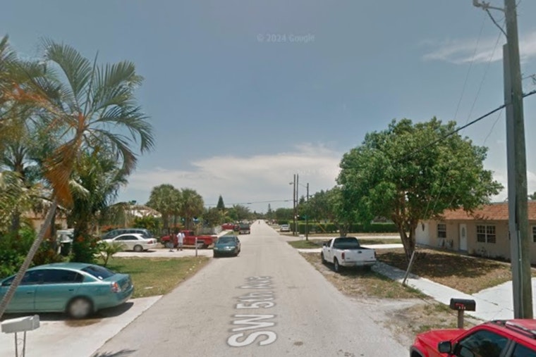 Man Found Dead in Car Sparks Police Investigation in Delray Beach