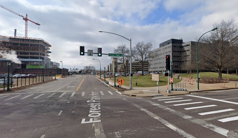 Man Hospitalized After Being Shot During Alleged Burglary in St. Louis as Shooter, a Convicted Felon, Admits to the Act