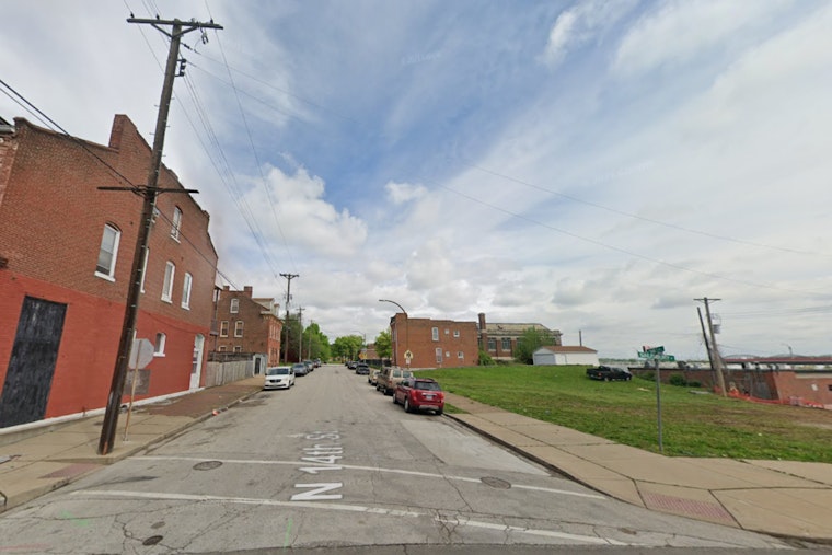 Man Robbed at Gunpoint in St. Louis' Hyde Park; Suspect Sought by Police