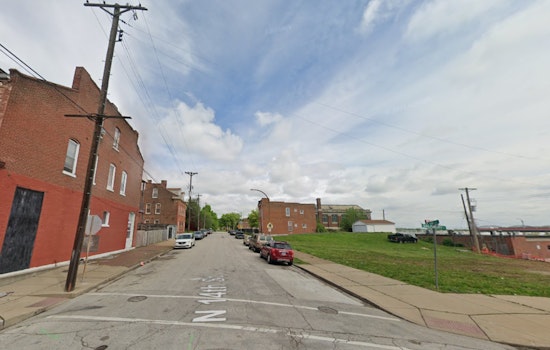 Man Robbed at Gunpoint in St. Louis' Hyde Park; Suspect Sought by Police