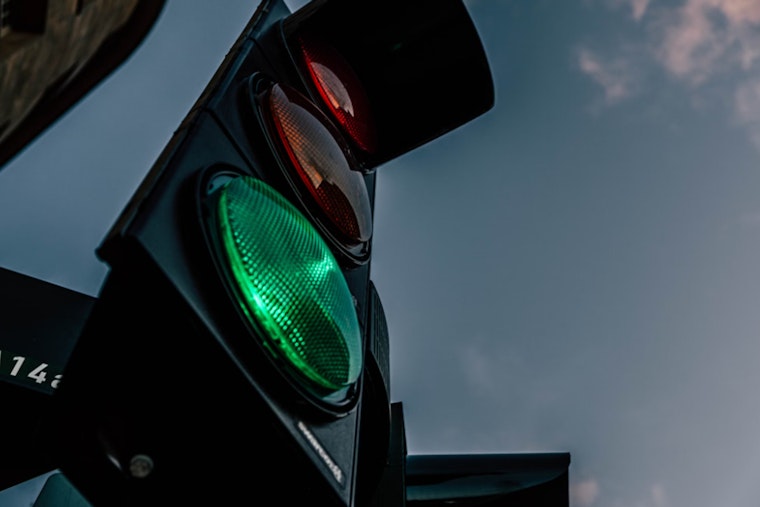 Manteca Launches Red-Light Camera Program to Boost Traffic Safety, Warning Period in Effect