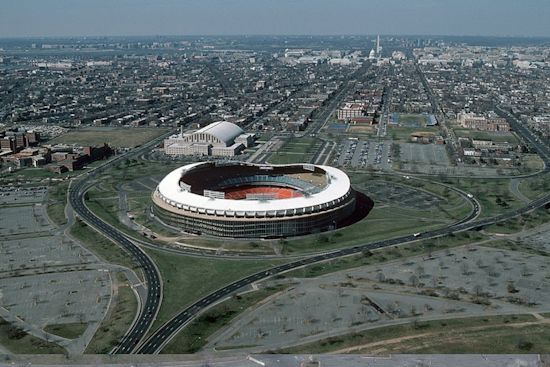 Mayor Bowser and Ward 7 Discuss Vision for RFK Stadium Site Amid Economic Concerns in Washington, D.C.