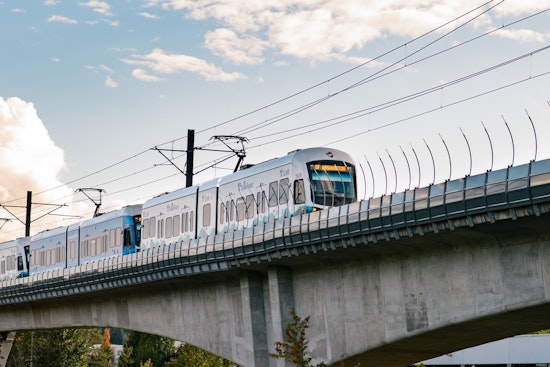 Mayor Harrell Signs Executive Order to Fast-Track Seattle Light Rail Expansion to West Seattle and Ballard