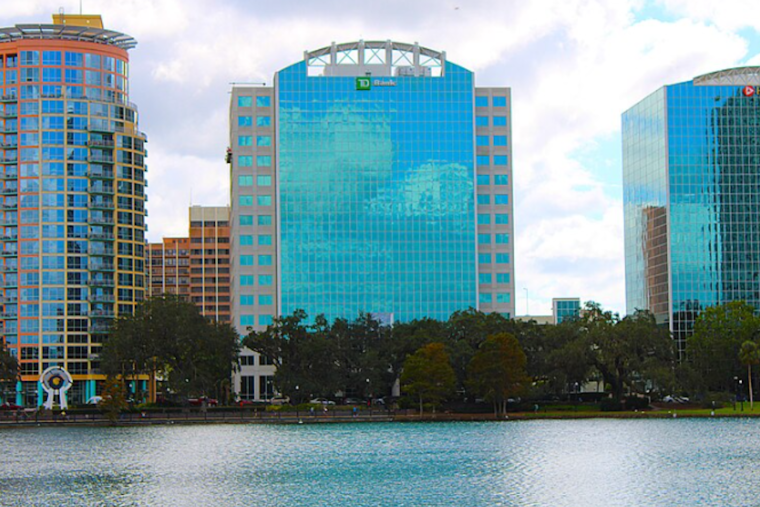Melbourne NWS Issues Dense Fog Advisory for Orlando, Warm and Foggy Pattern Settles In