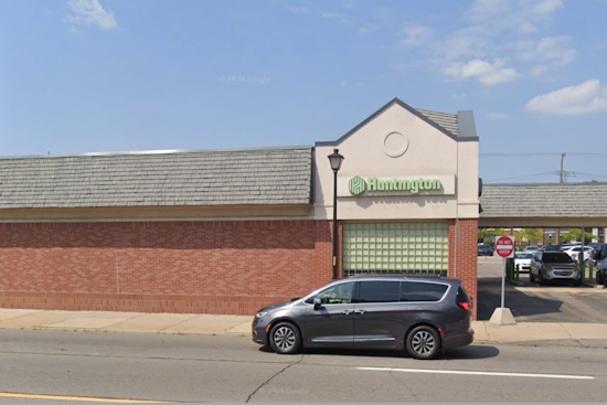 Michigan Woman Sues Huntington Bank for Alleged Wrongful Termination After FMLA Leave for Ill Daughter