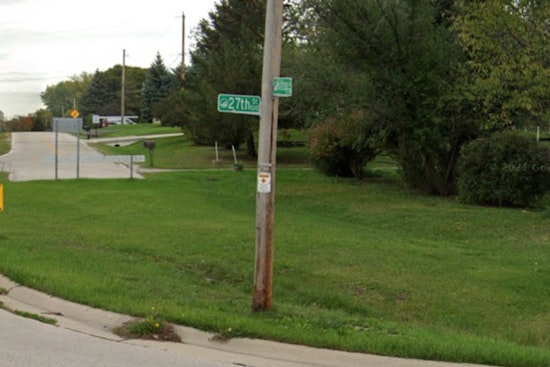 Milwaukee Officer Seriously Injured, Armed Suspect Fatally Shot in Exchange of Gunfire