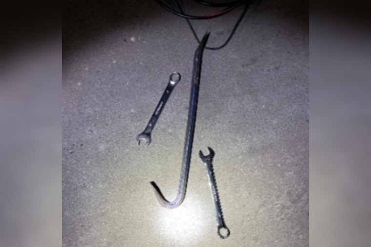 Minneapolis Police Foil Attempted Burglary at Warner Stellian, Suspect Arrested with Burglary Tools