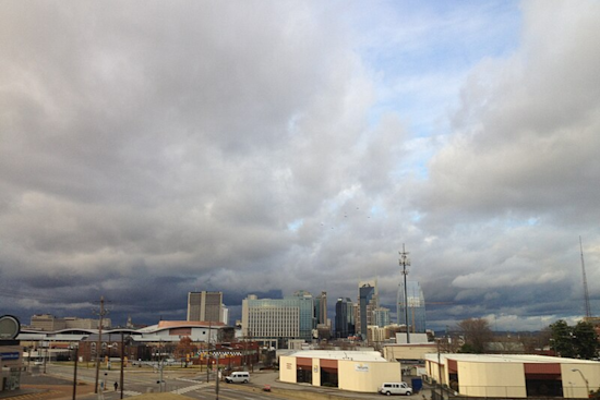 Nashville Braces for Breezy Week Ahead with Sun, Showers, and a Chance of Thunderstorms