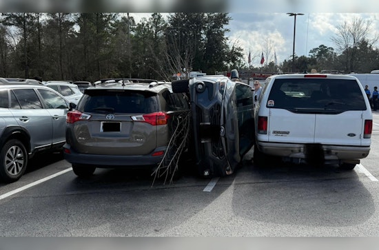 No Injuries Reported in Bizarre Parking Incident at H-E-B in The Woodlands