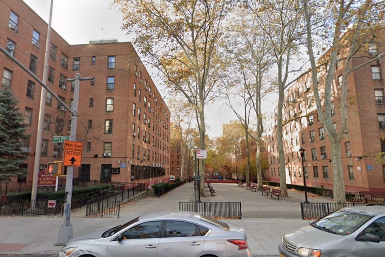 NYPD Detective Shot While Serving Warrant in Manhattan, Suspect Edwin Rivera Allegedly Opens Fire